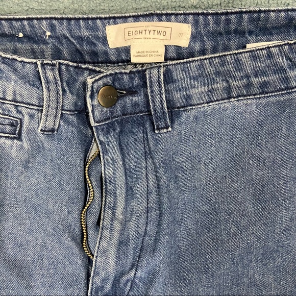 Wide Leg Jeans - Picture 2 of 2